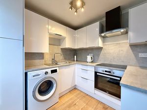 Photo 6- click for photo gallery